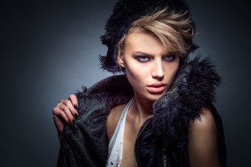 gallery/fashion-woman-model-portrait